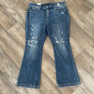 JUDY BLUE Button it Up Flare Jeans Women’s Size 24w Distressed Plus Flattering
